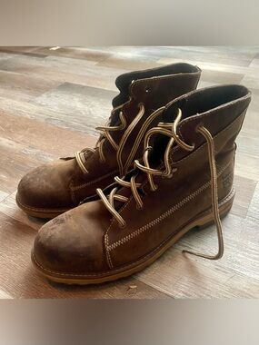 Timberland waterproof leather, alloy toe Work Boots. Meets ANSI and ASTM.